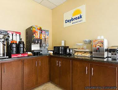 Days Inn By Wyndham White House Esterno foto